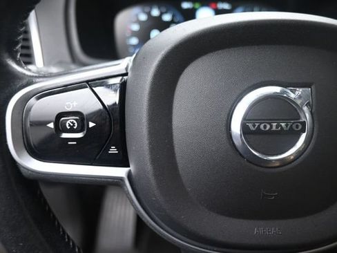 Used 2017 Volvo XC90 T6 Momentum w/ Vision Package AWD/4WD image 15