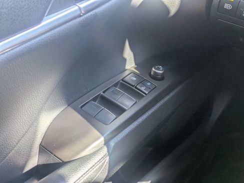 Used 2022 Toyota Camry XSE FWD image 22
