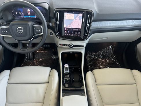 New 2026 Volvo XC40 B5 Plus w/ Protection Package Premier AWD/4WD image 13