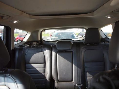 Used 2017 Ford Escape Titanium image 12