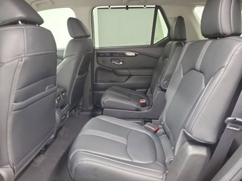 Certified 2024 Honda Pilot EX-L image 12