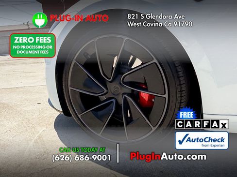 Used 2025 Tesla Model 3 Performance AWD/4WD image 5
