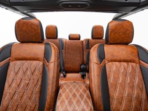 Used 2026 Jeep Gladiator Sport image 3