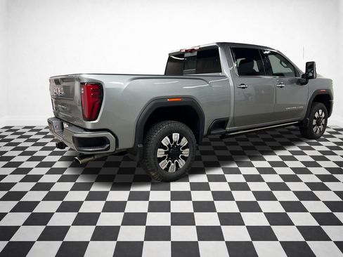 New 2026 GMC Sierra 2500 Denali w/ Denali Reserve Package AWD/4WD image 8
