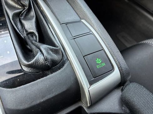 Used 2019 Honda Civic LX image 30
