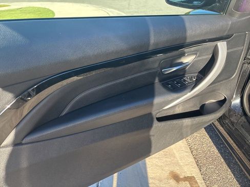 Used 2018 BMW 430i Convertible image 17