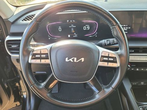 Used 2024 Kia Telluride LX image 18