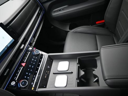 New 2026 Hyundai Santa Fe Calligraphy AWD/4WD image 19