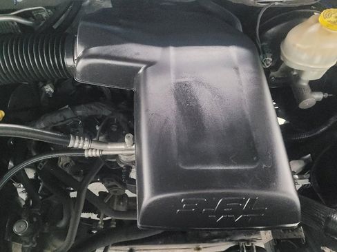 Used 2017 RAM 1500 Express image 30