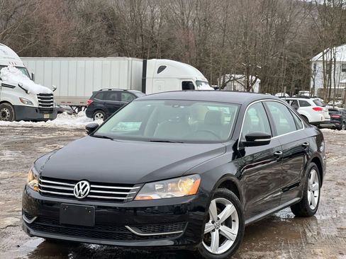 Used 2013 Volkswagen Passat 2.5 SE image 2