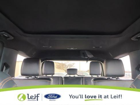 Used 2023 Ford Expedition Platinum image 25