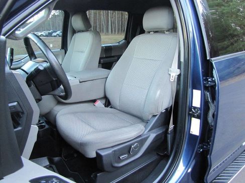 Used 2015 Ford F150 XLT w/ Equipment Group 302A Luxury image 16