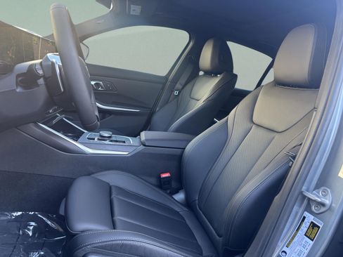 Used 2026 BMW 330i Sedan w/ Premium Package image 20