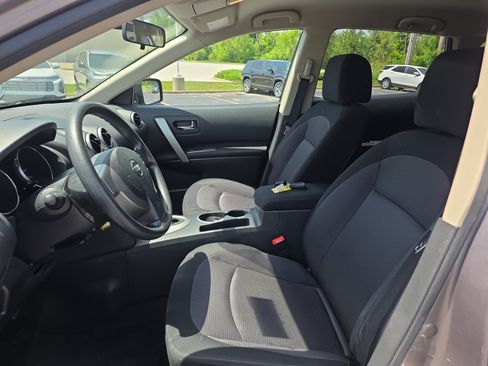 Used 2010 Nissan Rogue SL FWD image 13