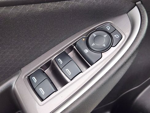 Used 2025 Chevrolet Malibu LT FWD image 17