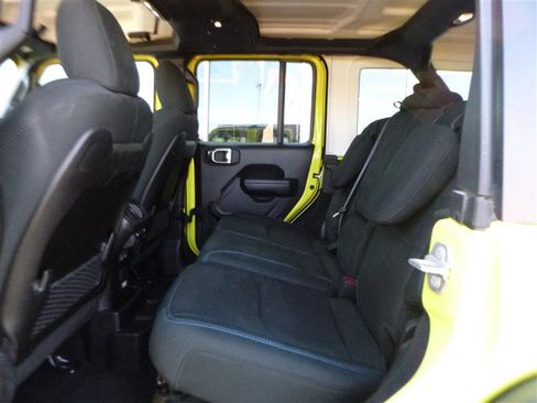 Used 2024 Jeep Wrangler Unlimited Rubicon 4xe AWD/4WD image 6