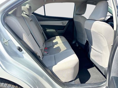 Used 2015 Toyota Corolla LE FWD image 24