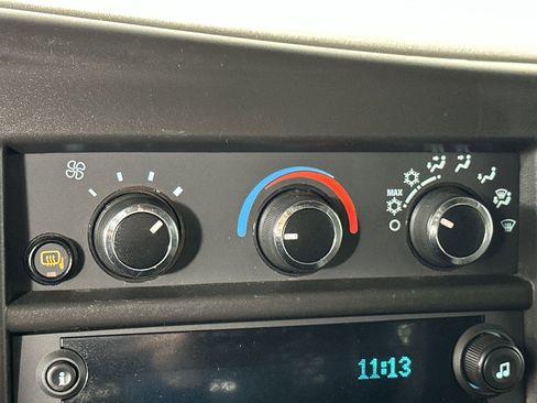 Used 2022 Chevrolet Express 2500 w/ Driver Convenience Package image 23