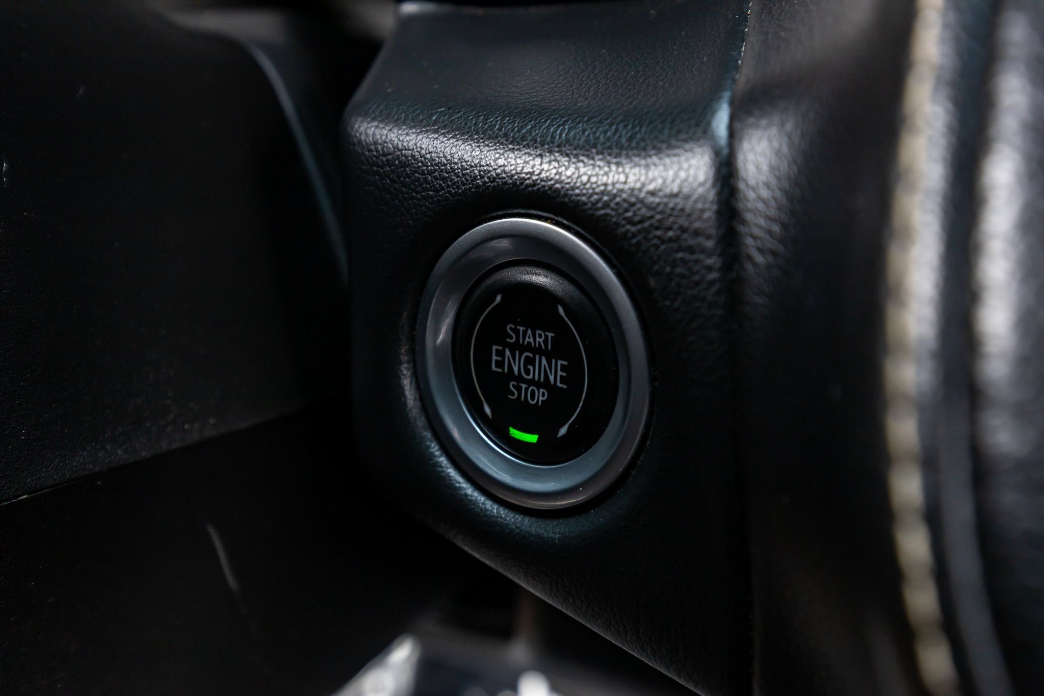 Used 2021 GMC Yukon XL SLT w/ SLT Luxury Package RWD image 19