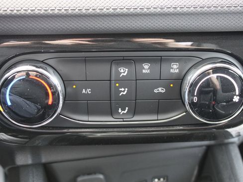 New 2026 Chevrolet TrailBlazer LT w/ Driver Confidence Package FWD image 36