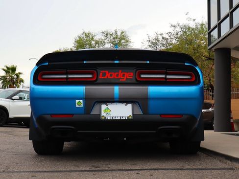 Used 2018 Dodge Challenger SRT Hellcat RWD image 13