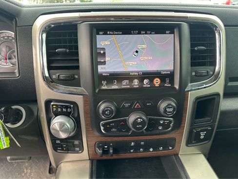 Used 2014 RAM 1500 Laramie image 13