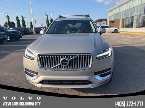 Used 2023 Volvo XC90 B6 Ultimate w/ Protection Package Premier AWD/4WD image 2