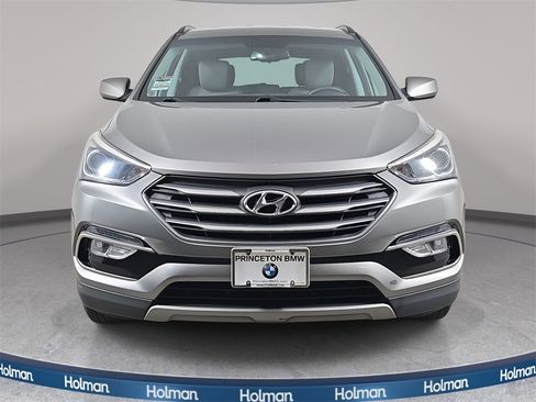 Used 2017 Hyundai Santa Fe Sport image 3