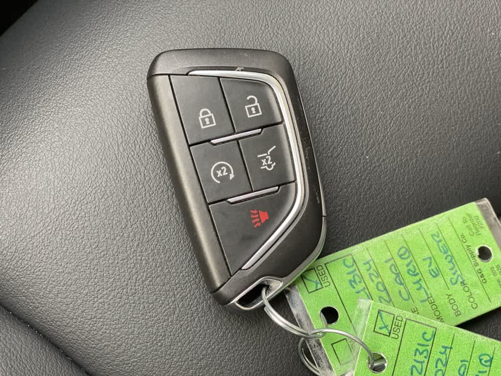 Used 2024 Cadillac Lyriq Tech AWD/4WD image 29