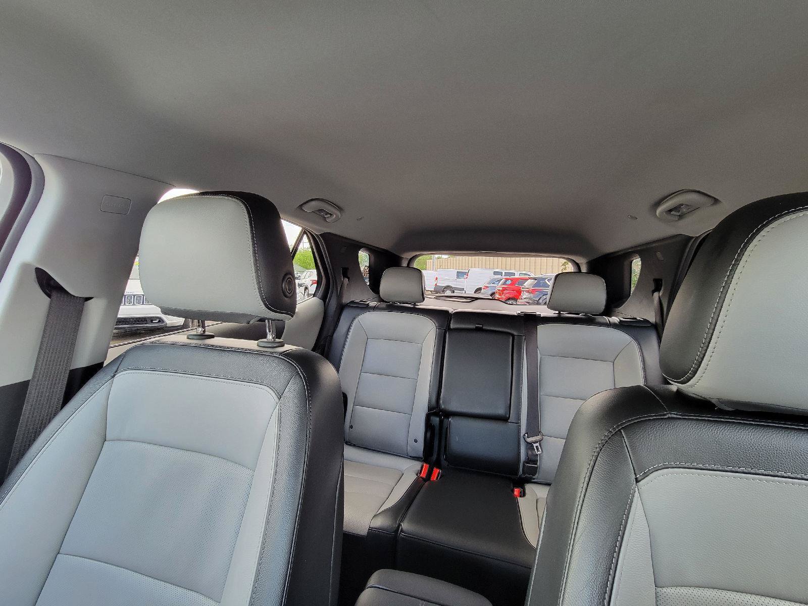 Used 2020 Chevrolet Equinox Premier FWD image 26