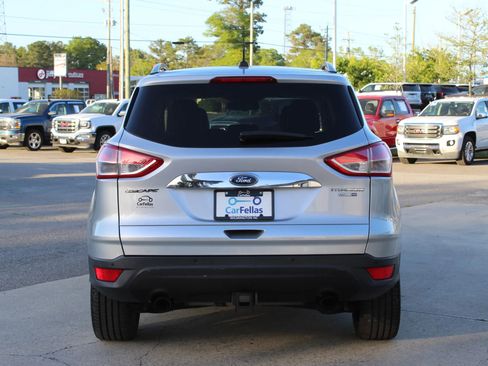 Used 2016 Ford Escape Titanium AWD/4WD image 4