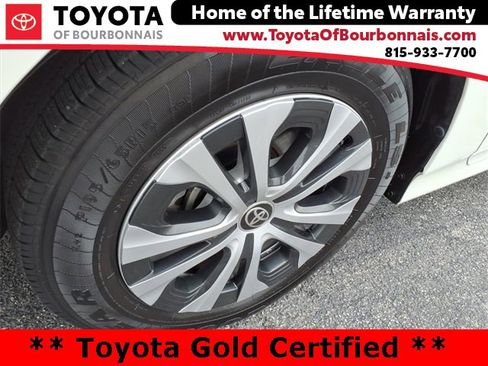 Certified 2020 Toyota Prius Prime Limited image 9