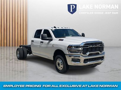 New 2025 RAM 3500 Tradesman w/ Chrome Appearance Group