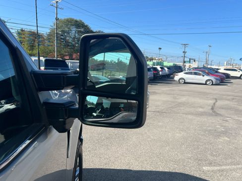 Used 2021 Ford F150 Lariat image 7