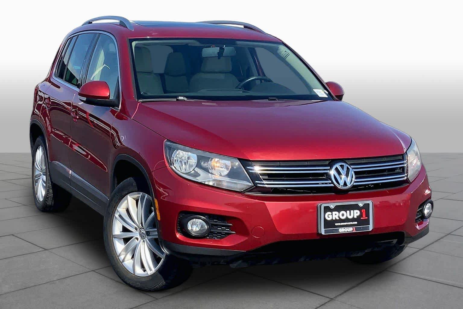 Used 2015 Volkswagen Tiguan SEL FWD image 3