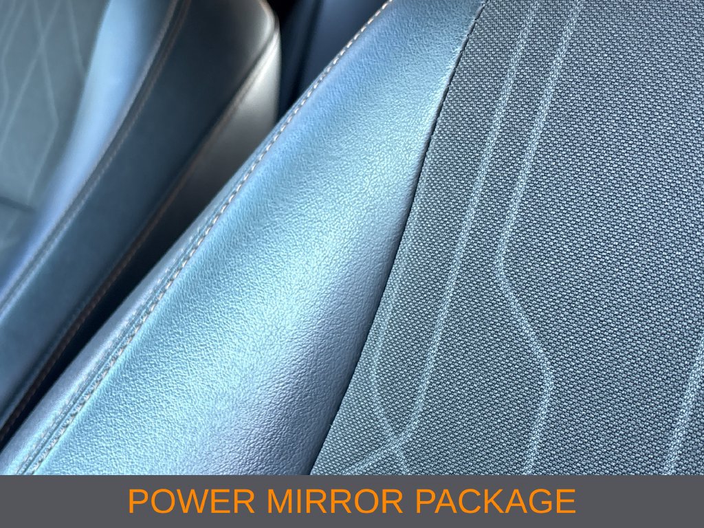 Used 2022 Chevrolet Trax LT w/ LT Convenience Package FWD image 6