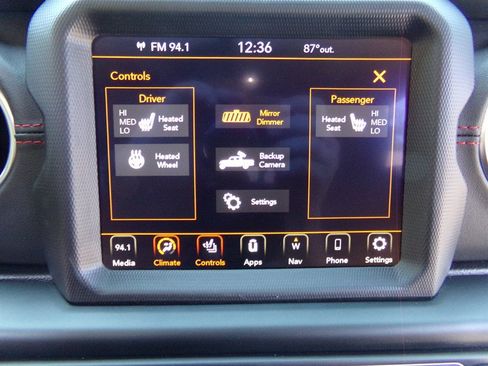 Used 2023 Jeep Gladiator Rubicon AWD/4WD image 35