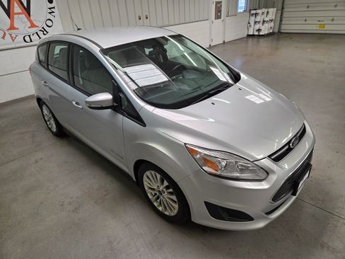 Used 2017 Ford C-MAX SE image 11