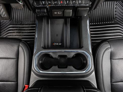 Used 2021 Chevrolet Silverado 2500 LTZ w/ LTZ Plus Package image 27