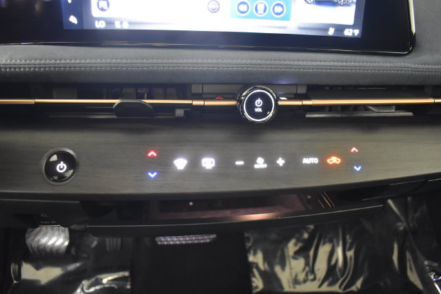 Certified 2024 Nissan Ariya AWD image 18