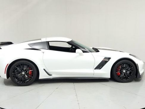 Certified 2019 Chevrolet Corvette Z06 image 6