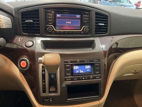 Used 2016 Nissan Quest SL FWD image 16