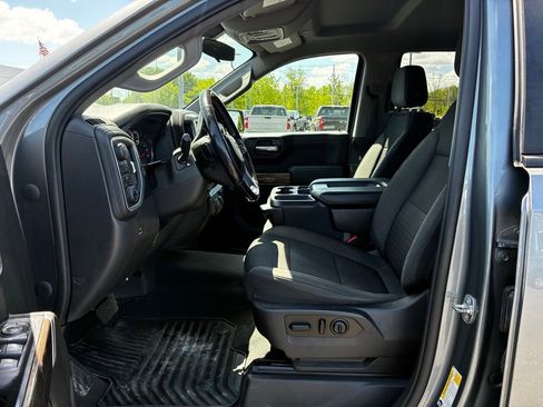 Used 2021 Chevrolet Silverado 1500 LT AWD/4WD image 3