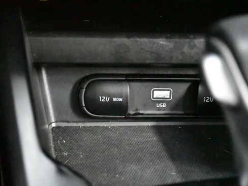 Used 2025 Kia Soul LX w/ LX Technology Package image 27