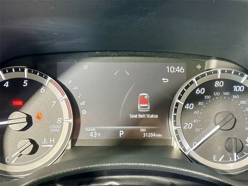 Used 2023 Toyota Highlander XLE image 20