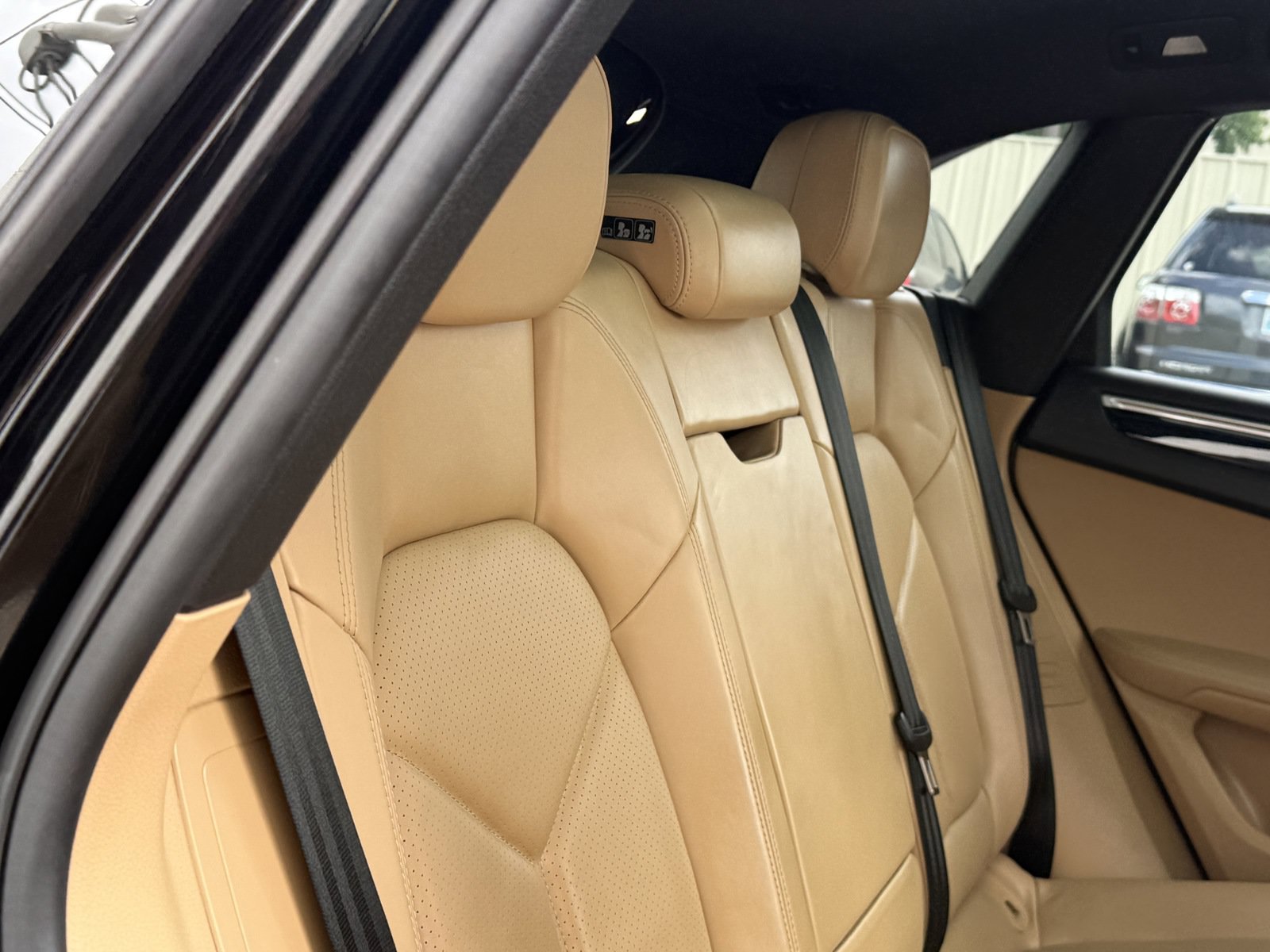 Used 2018 Porsche Macan S AWD/4WD image 25