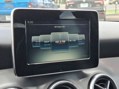 Used 2016 Mercedes-Benz CLA 250 image 17