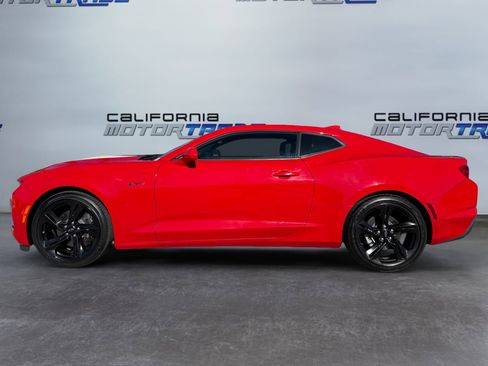 Used 2024 Chevrolet Camaro LT image 8