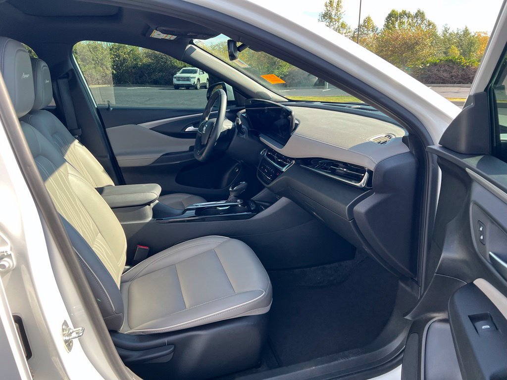Used 2024 Buick Envista Avenir FWD image 10