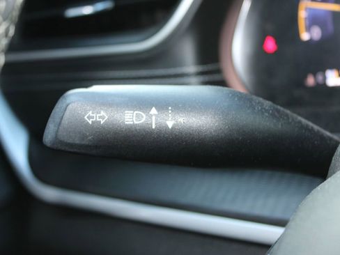 Used 2023 Jeep Grand Cherokee L Laredo image 40